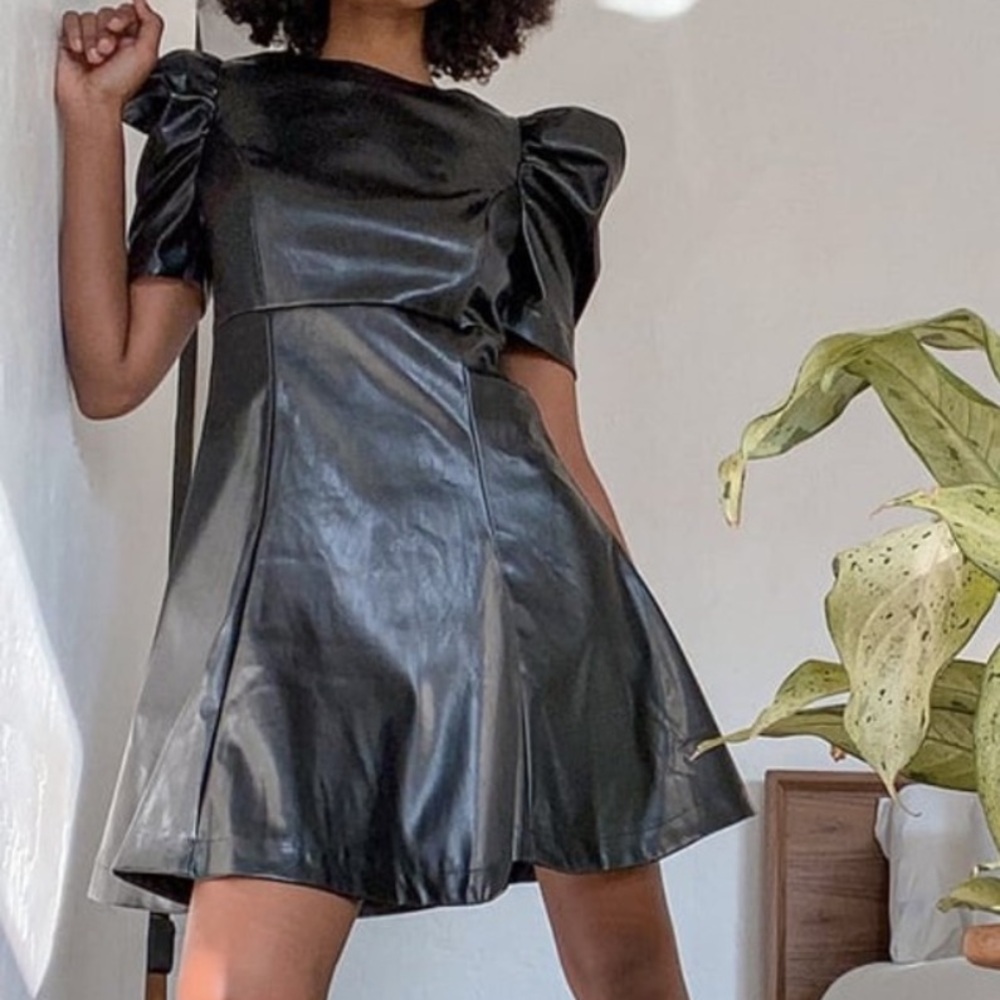 Lulu’s Add Some Flair Black Vegan Leather Puff Sleeve Mini Dress 80’s vibe XS